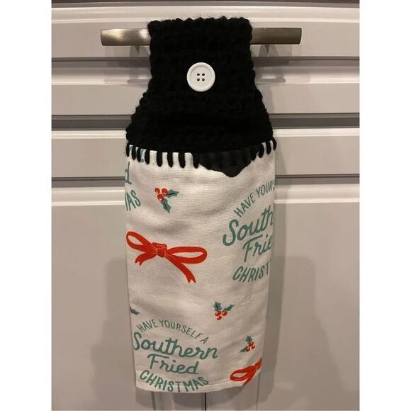 Crochet Top Kitchen Towel- Southern Fried Christmas - Picture 3 of 3
